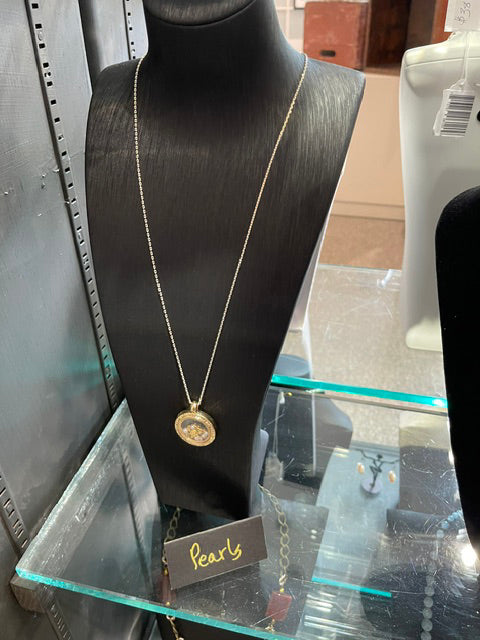 Gold Pearl Circle Pendant Necklace