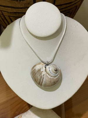 Necklace moonshell by Tonya Arnold