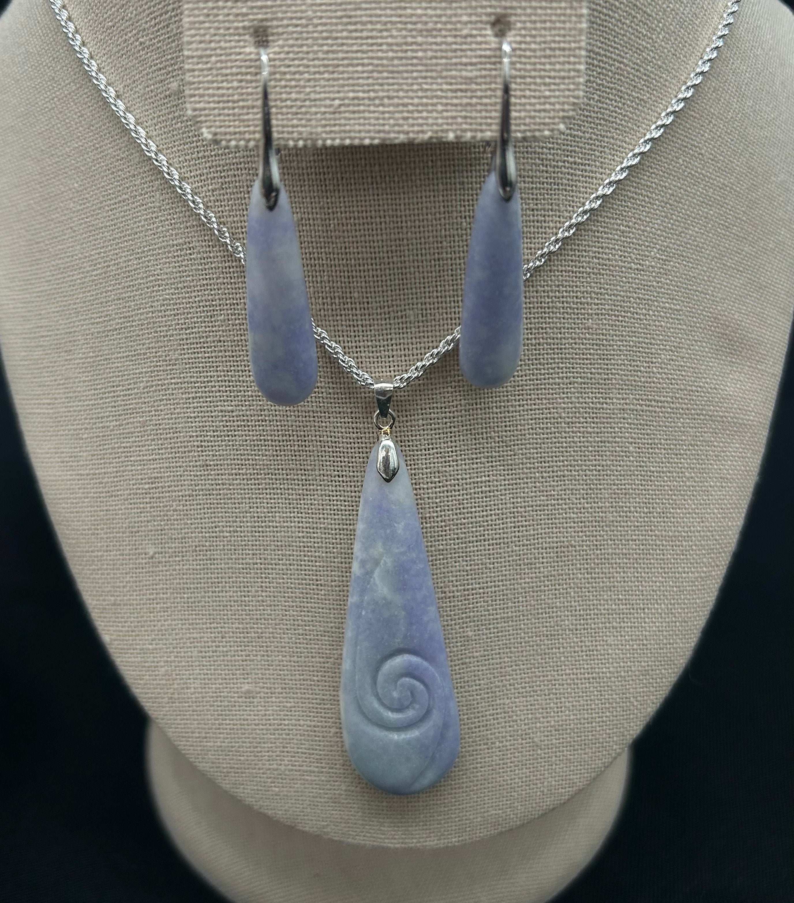 Guatemalan Lavender Jadeite Teardrop Necklace and Earring Set