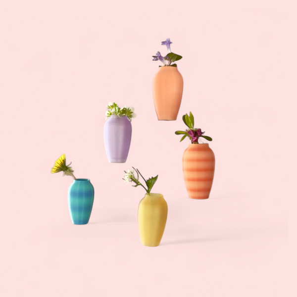 Wildflower Tiny Vase Magnet