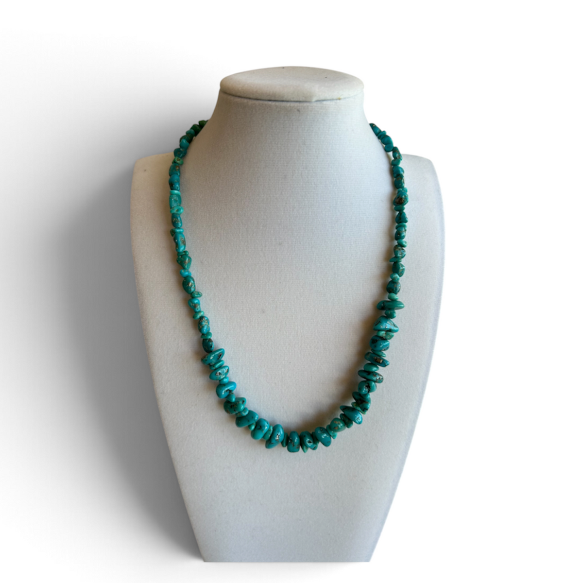 Graduated Turquoise Strand
