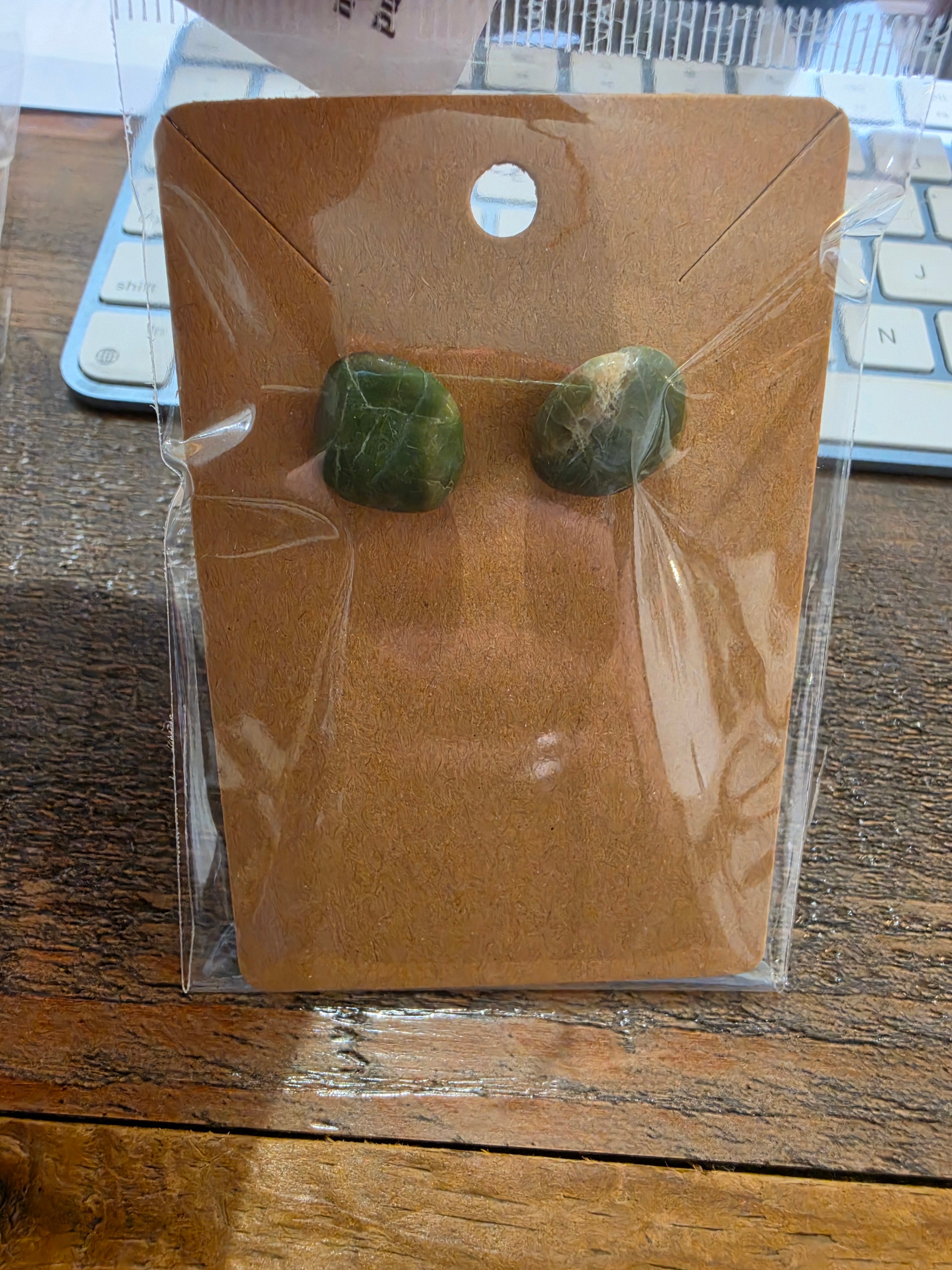 Green schist studs