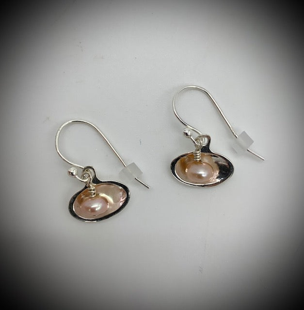 Ipswich Mussel Shell Pink Lavender Pearl Earrings - Jewelry Edgecomb Potters