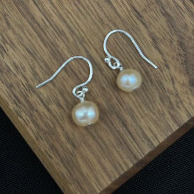 Round Peach Pearl Earrings by Nance Trueworthy