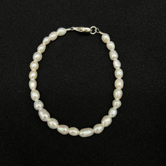 White Pearl Bracelet by Nance Trueworthy