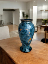 Lady Vase, medium