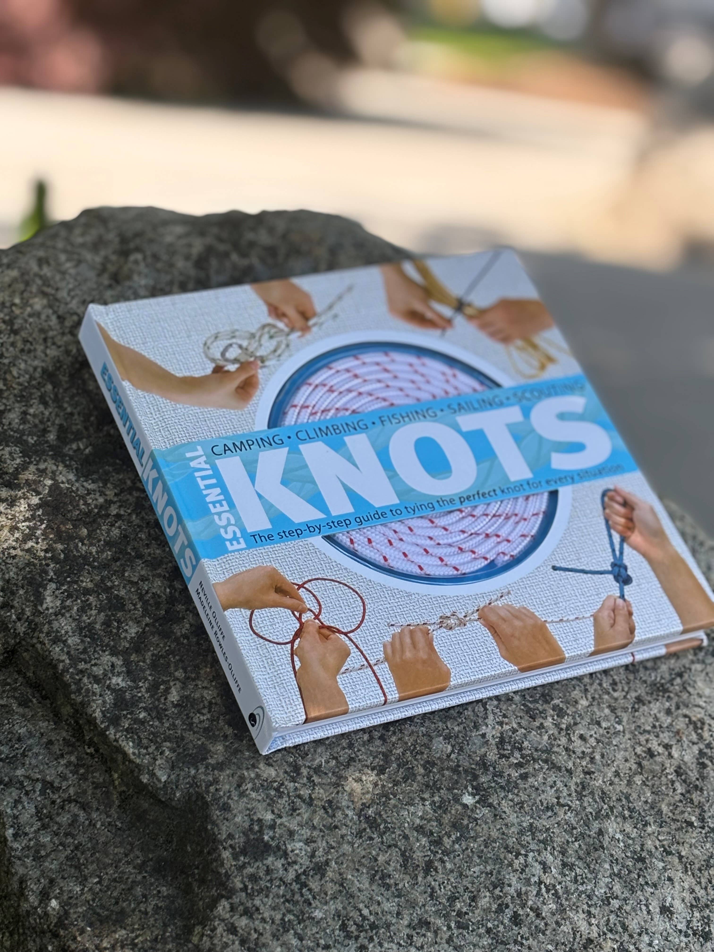 Essential KnotsThe Step-by-Step Guide